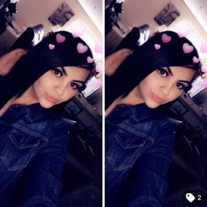 Meet your Posher, Lina